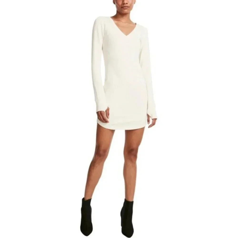 BB DAKOTA V-NECK LONG SLEEVE MINI DRESS